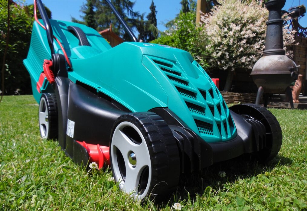 The Ultimate Guide to Lawn Mower Blade Sharpness: Keep Your Lawn Healthy